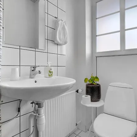 بيت للعطل 12 Bedroom Gorgeous In *